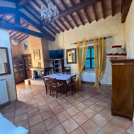 Licenza N.1 Presso La Magica Torre 3* 皮蒂利亚诺